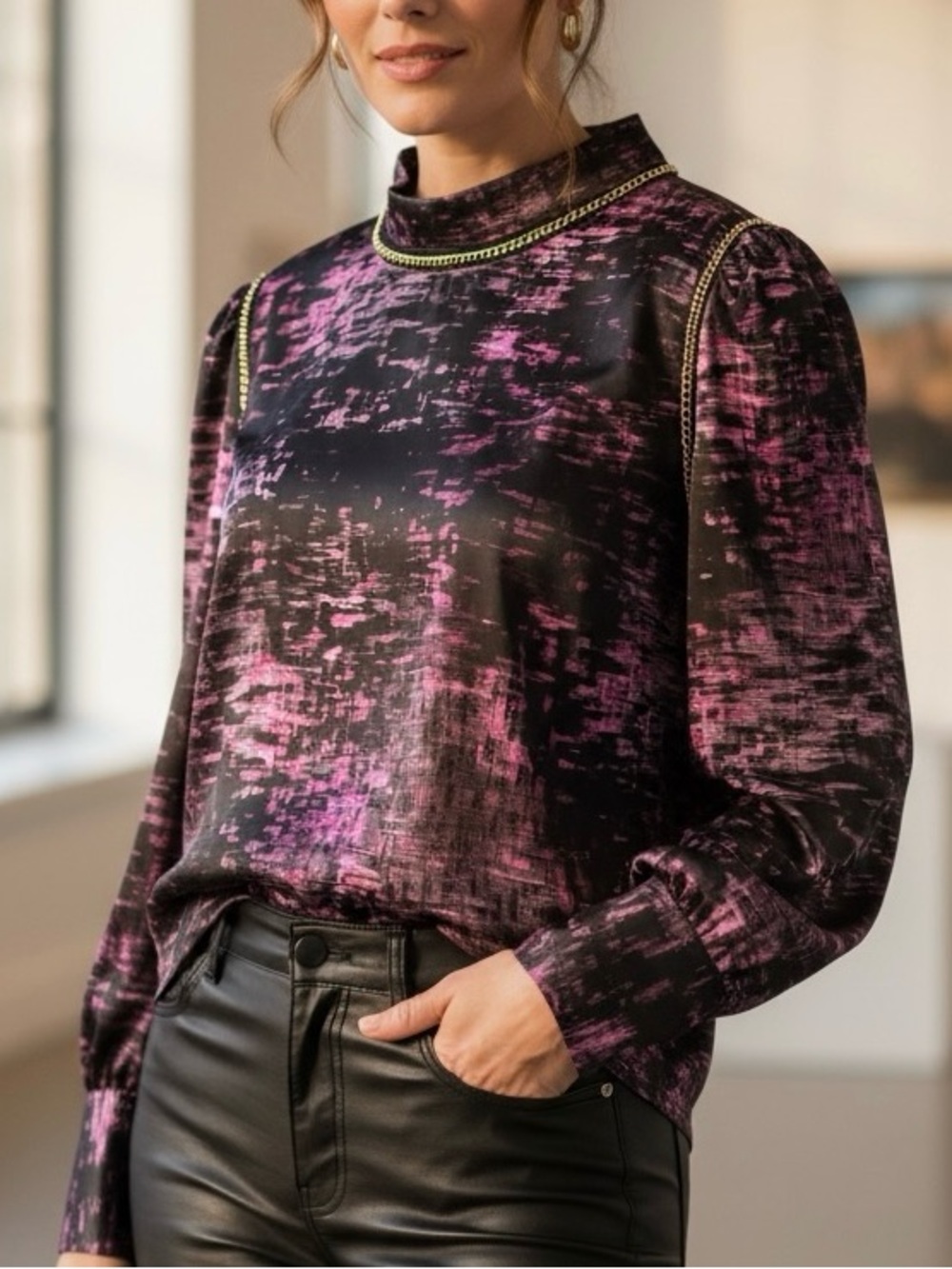 NWT Halston Chain Detail Mock-Neck Long Sleeve Blouse